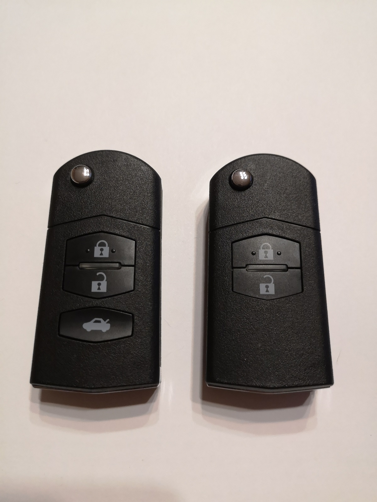 Ключ Mazda 3,ключ Mazda 6,ключ Mazda 2,ключ Mazda CX-7,ключ Mazda MX-5